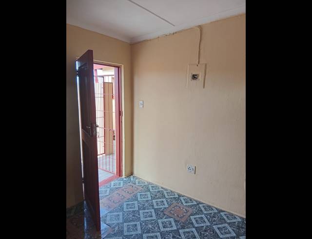 4 BEDROOM HOUSE FOR SALE IN NORTHDALE